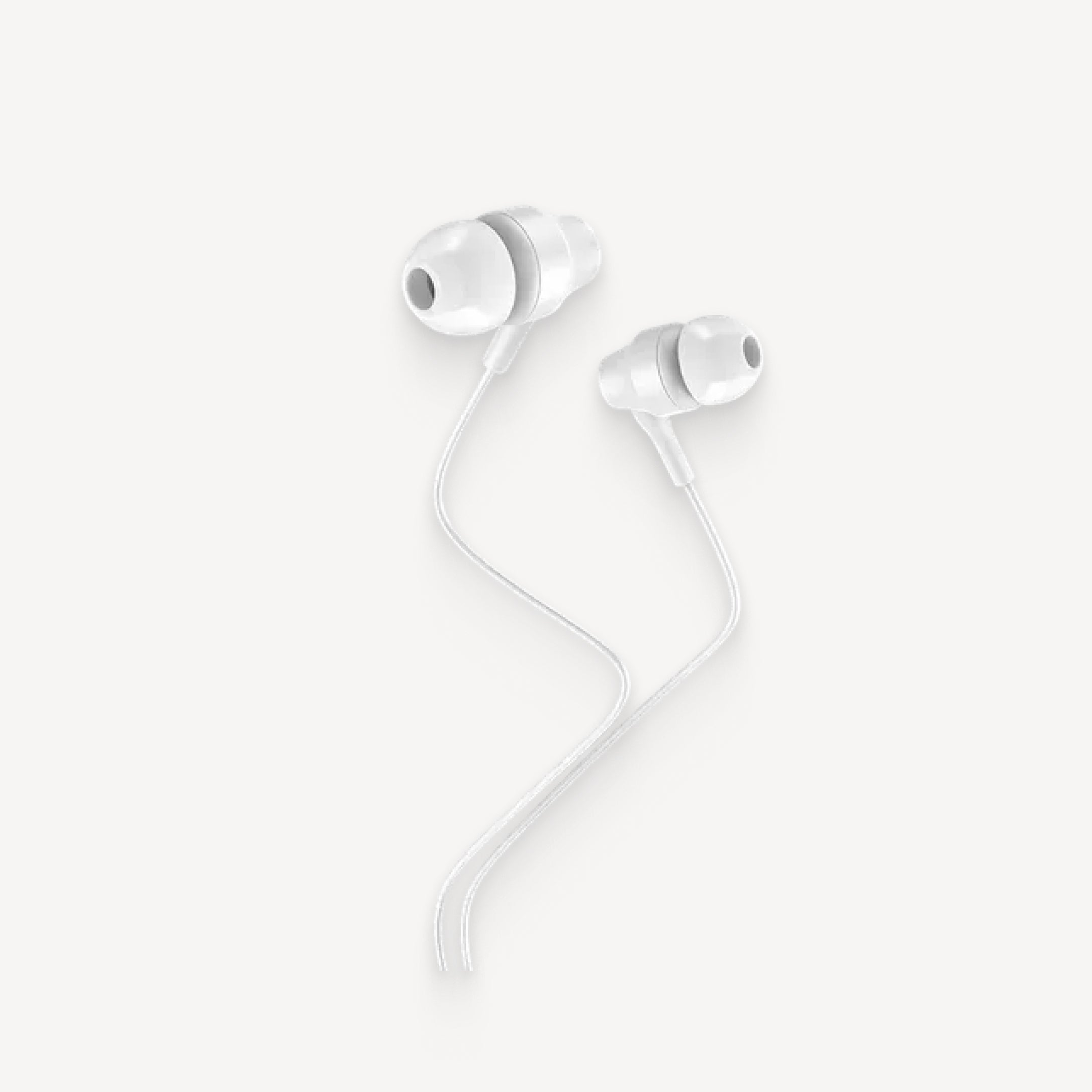 BeamO — Écouteurs filaires blancs — Vue de dessus sur fond blanc uni, deux écouteurs intra-auriculaires avec embouts souples et câble — blanc, filaire, intra-auriculaire, gros plan