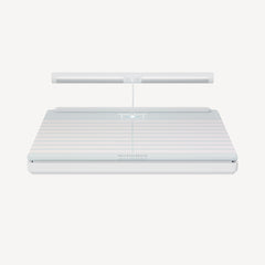 Body Scan — White — Front view on white background, scale lying flat with connected handle bar — white background, front, handle bar included