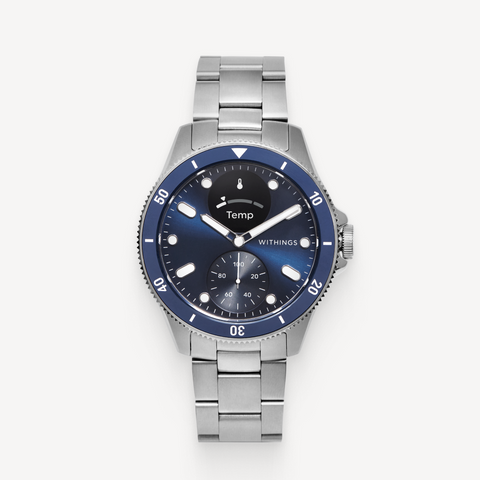 ScanWatch Healthmaster — Bleu 42mm — Vue de face sur fond blanc, cadran bleu marine, bracelet acier, sous-cadran d'activité et affichage Temp — face avant, acier, bleu, sport